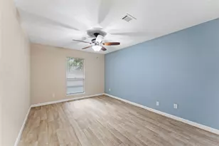 4929 Meadow Pl Dr, Pasadena, TX 77571 - Photo 5