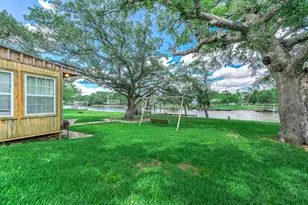 875 Private Rd 652, Sargent, TX 77414 - Photo 7