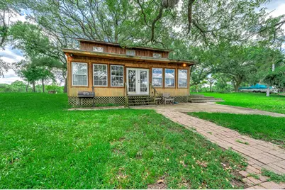875 Private Road 652, Sargent, TX 77414 - Photo 9