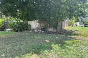 12747 Bates Ln, Stafford, TX 77477 - Photo 3