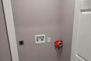 5210 Polk St, Houston, TX 77023 - Photo 7