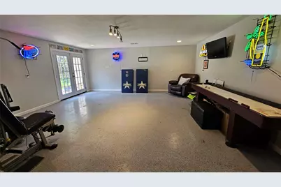 3430 W Meadow Lane, Dickinson, TX 77539 - Photo 33