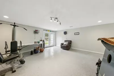 3430 W Meadow Lane, Dickinson, TX 77539 - Photo 21