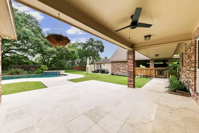 3430 W Meadow Lane, Dickinson, TX 77539 - Photo 25