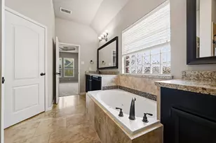 13811 Wickdale Garden Ln, Houston, TX 77044 - Photo 23