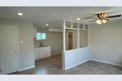 7010 Brownsville Street #1/2, Houston, TX 77020 - Photo 5