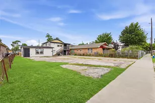 7010 Brownsville St, Houston, TX 77020 - Photo 3