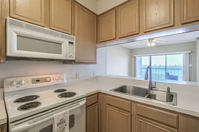 351 Lakeside Lane #105 A, Houston, TX 77058 - Photo 25
