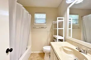 16914 David Glen Dr, Friendswood, TX 77546 - Photo 11