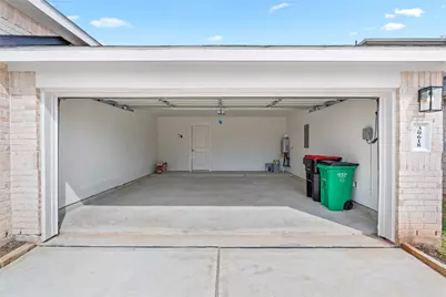 30618 Wicklow Gardens Drive, Fulshear, TX 77441 - Photo 17