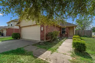 8902 Sweet Blue Jasmine Ln, Humble, TX 77338 - Photo 3