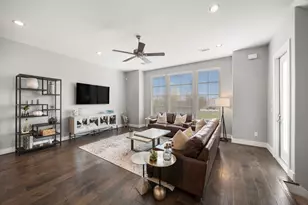 1216 Murrayhill Dr, Houston, TX 77043 - Photo 5