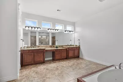 33 Combwell Garden, Missouri City, TX 77459 - Photo 17