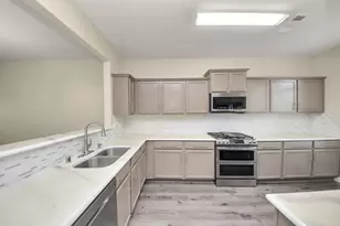 1855 Garnett Breeze Dr, Rosharon, TX 77583 - Photo 9