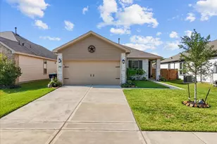 712 Allana Ln, Alvin, TX 77511 - Photo 1