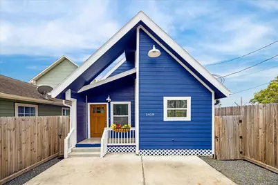1419 Laird Street, Houston, TX 77008 - Photo 1