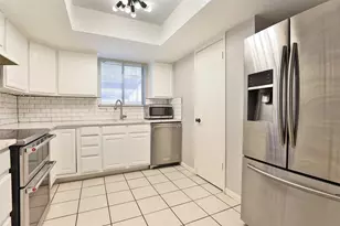 5005 Georgi Ln, Houston, TX 77092 - Photo 7