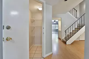 5005 Georgi Ln, Houston, TX 77092 - Photo 5