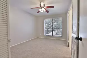 5005 Georgi Ln, Houston, TX 77092 - Photo 17