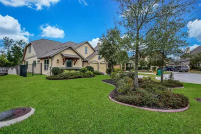 78 Hearthshire Circle, The Woodlands, TX 77354 - Photo 5