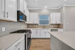 5672 Nolda St, Houston, TX 77007 - Photo 9