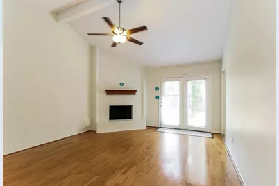 84 Fallshire Drive, The Woodlands, TX 77381 - Photo 5