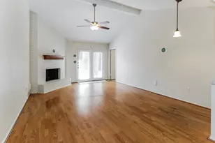 84 Fallshire Dr, The Woodlands, TX 77381 - Photo 3