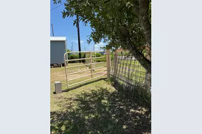1279 County Road 299, Sargent, TX 77414 - Photo 15
