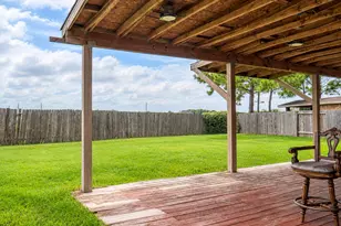 12559 Colony Hill Ln, Houston, TX 77014 - Photo 25