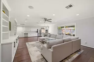5434 Valkeith Dr, Houston, TX 77096 - Photo 1