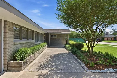 5434 Valkeith Drive, Houston, TX 77096 - Photo 3