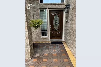 14330 Dunrobin Way, Sugar Land, TX 77498 - Photo 3