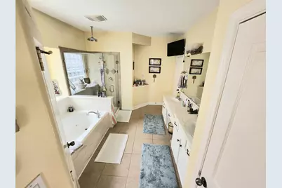 14330 Dunrobin Way, Sugar Land, TX 77498 - Photo 17
