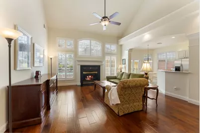 75 N Floral Leaf Circle, The Woodlands, TX 77381 - Photo 15