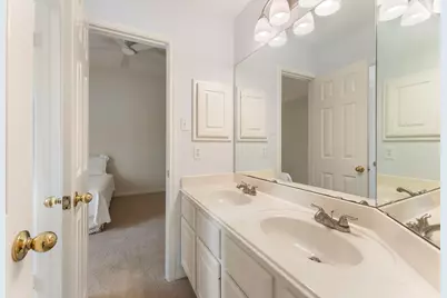 75 N Floral Leaf Circle, The Woodlands, TX 77381 - Photo 31