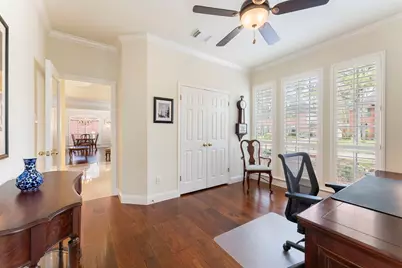 75 N Floral Leaf Circle, The Woodlands, TX 77381 - Photo 7