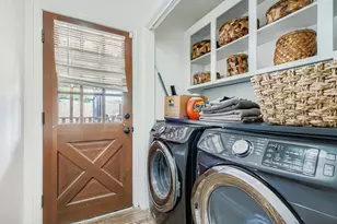 910 Eastlake St, Houston, TX 77034 - Photo 23