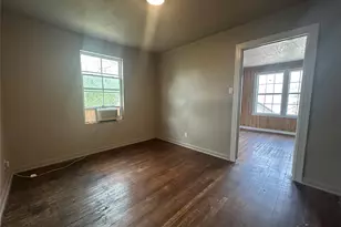 605 E Hunnicutt St, Baytown, TX 77520 - Photo 11