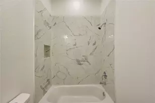 9725 Stedman St, Houston, TX 77029 - Photo 9