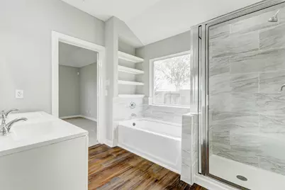 7027 Sun Creek Drive, Hitchcock, TX 77563 - Photo 17