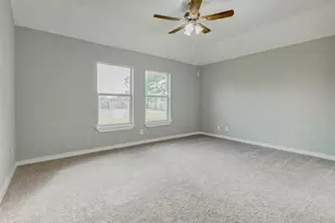 7027 Sun Creek Dr, Hitchcock, TX 77563 - Photo 15