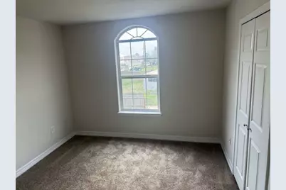 1675 Hugh Road #B, Houston, TX 77067 - Photo 5