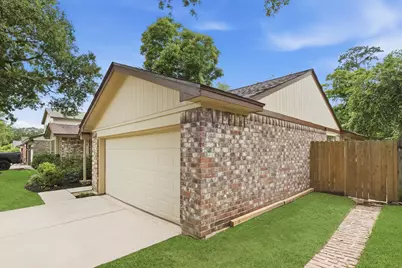 18607 Hiddenbay Way, Spring, TX 77379 - Photo 3