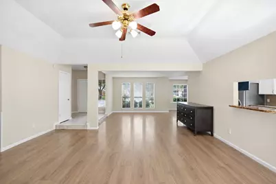 18607 Hiddenbay Way, Spring, TX 77379 - Photo 11