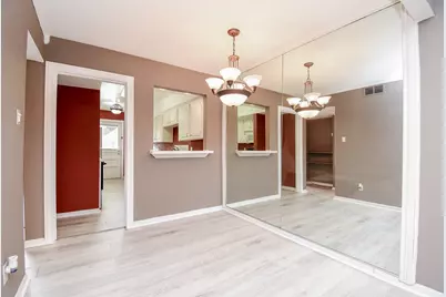 5200 Arboles Drive #2, Houston, TX 77035 - Photo 11