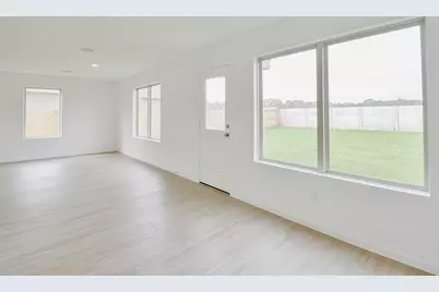 18546 Cepagatti Dr, New Caney, TX 77357 - Photo 9