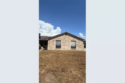 9511 Bollingbrook Drive, Houston, TX 77083 - Photo 3