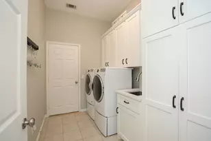 7639 Ameswood Rd, Houston, TX 77095 - Photo 19