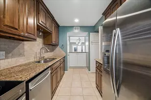 2501 Tarrytown Mall, Houston, TX 77057 - Photo 9