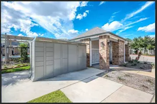 529 Barker Clodine Rd, Houston, TX 77094 - Photo 5